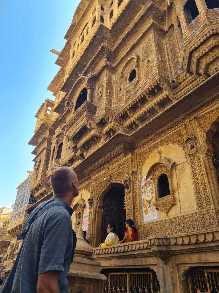 India Itinerary 12 Nights, 13 Days: A Captivating Tour Across India’s Iconic Cities